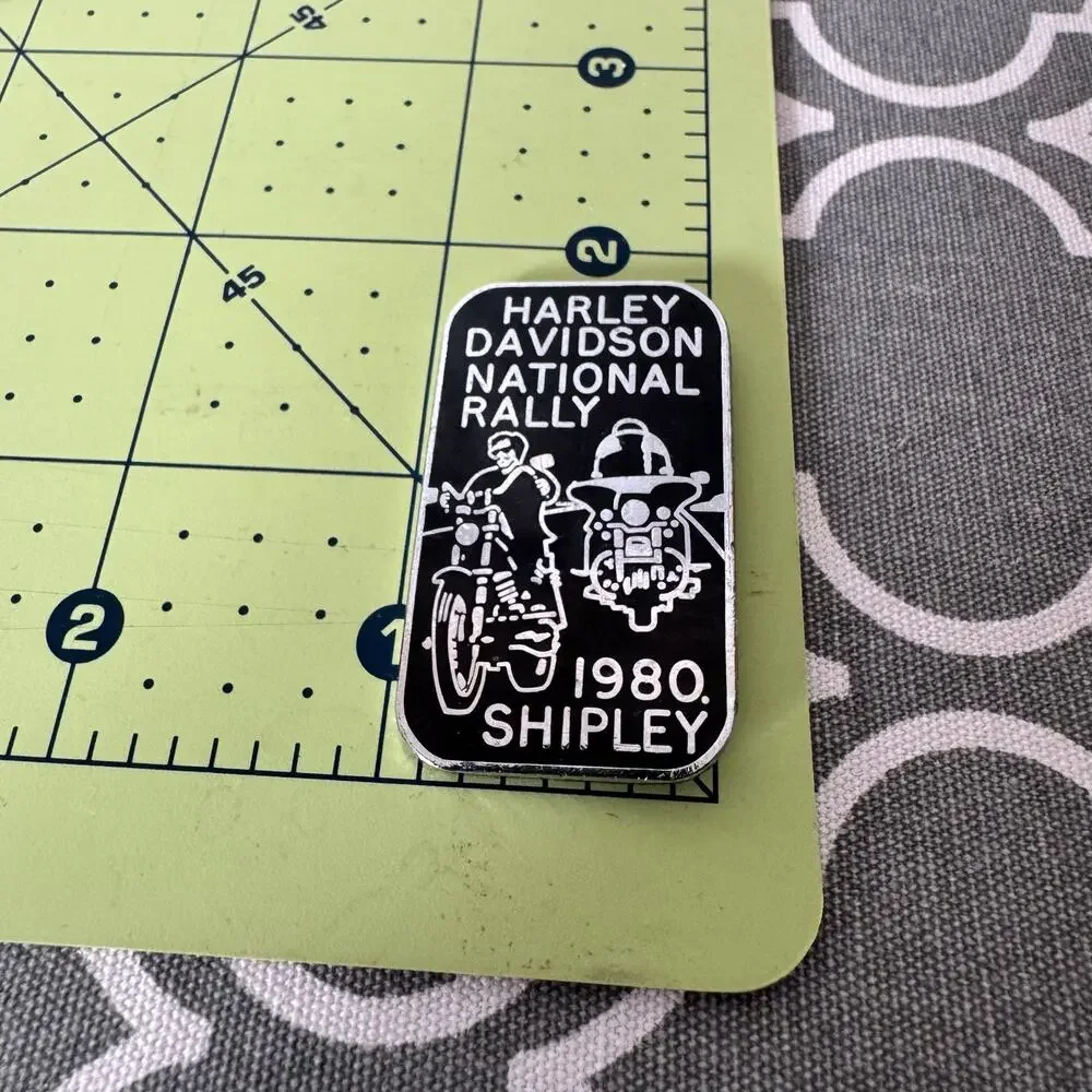 vintage Harley-Davidson National Rally badge pin 1980 rally Shipley Collectable
